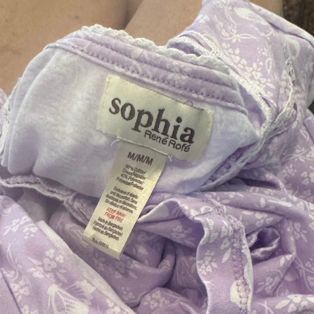 Sophia René Rofé Lavender Floral and Butterfly Short Nightgown Dress Size Medium